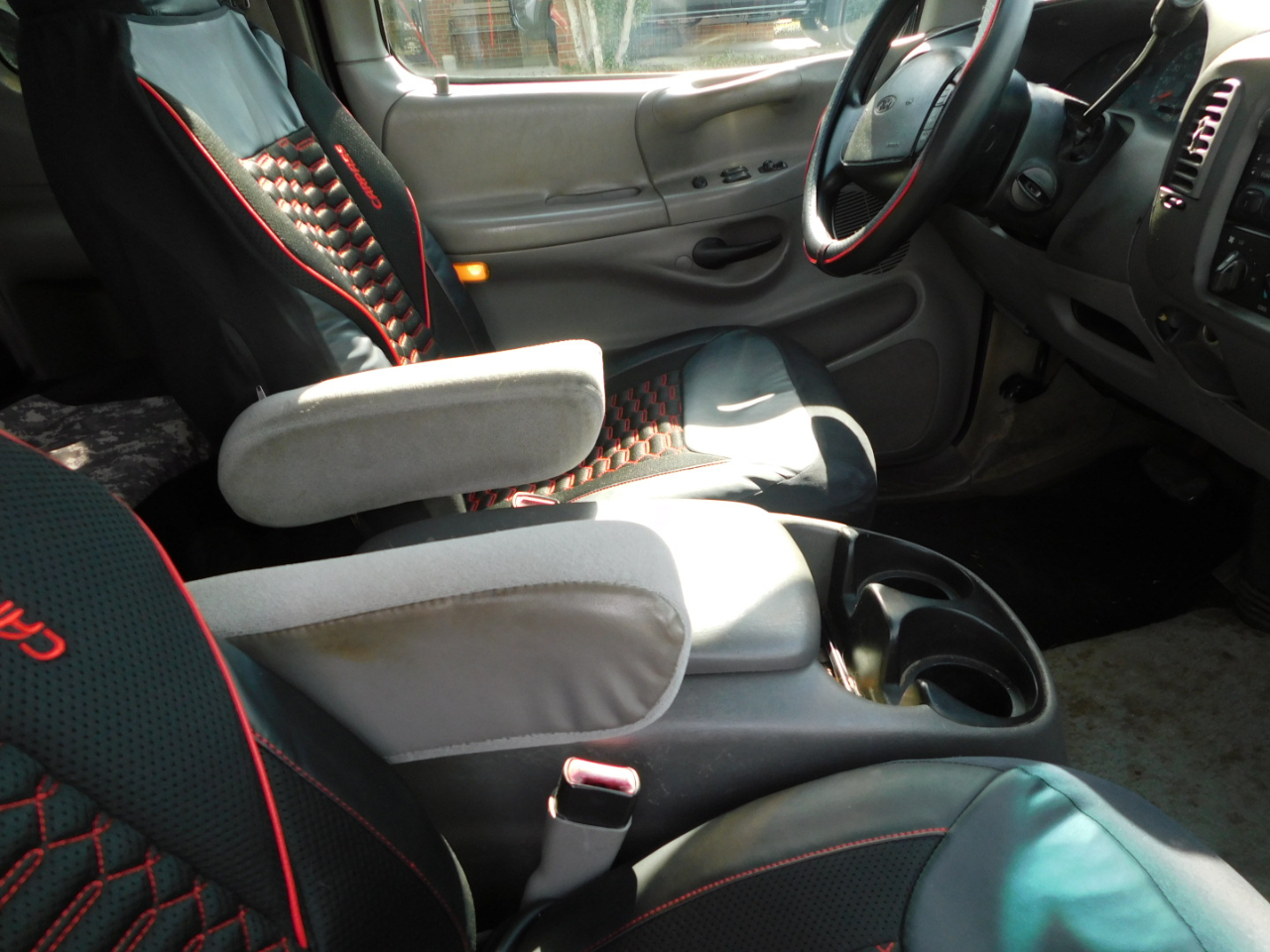 Ford F-150 Supercab 133" XLT 1998