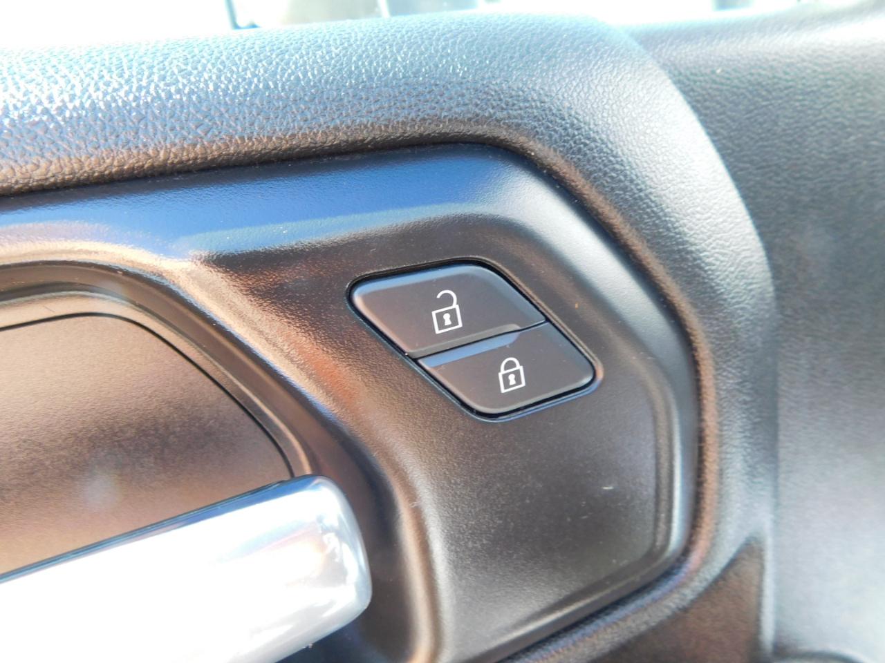 GMC Sierra 3500HD CC  2024