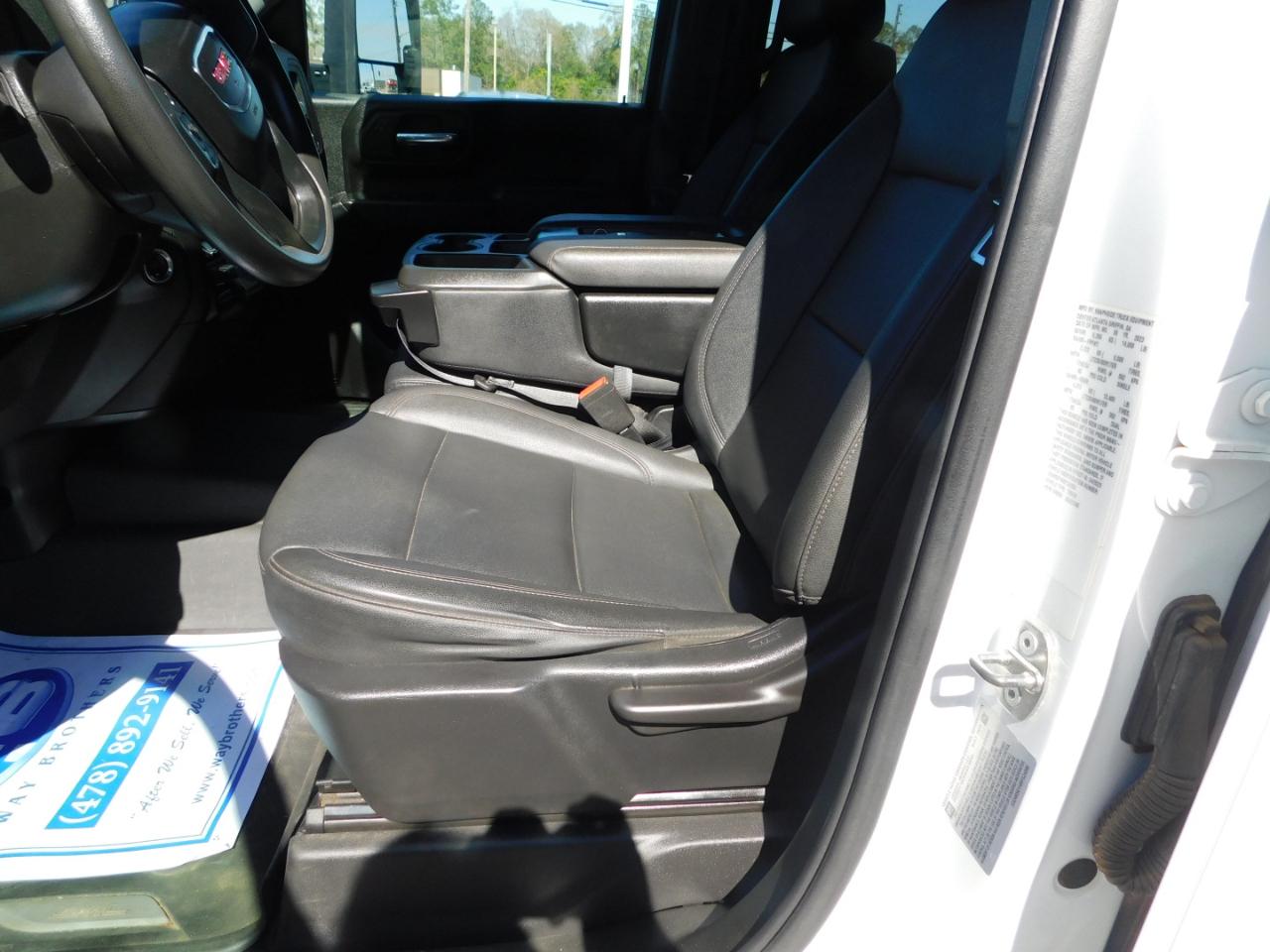 GMC Sierra 3500HD CC  2024