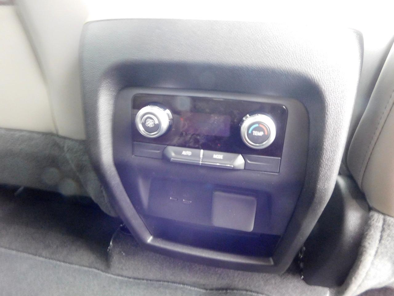 GMC Acadia FWD 4dr Elevation 2026