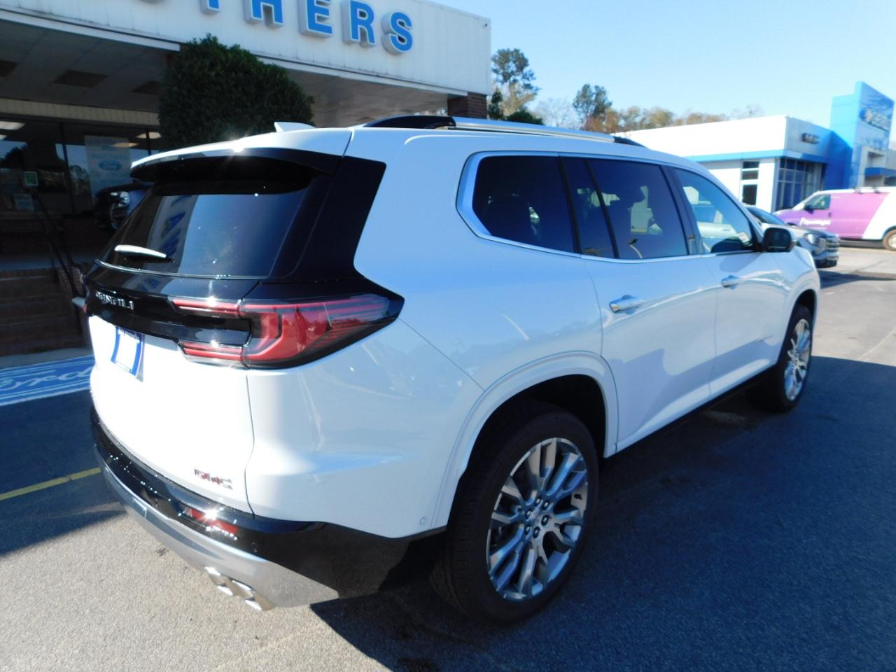 GMC Acadia FWD 4dr Denali 2026