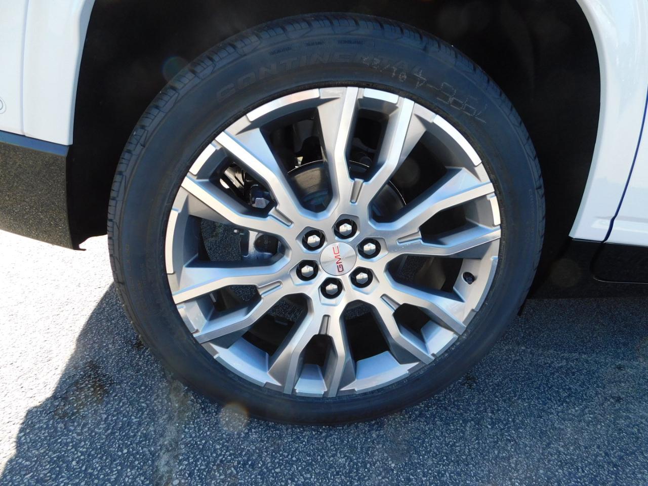 GMC Acadia FWD 4dr Denali 2026