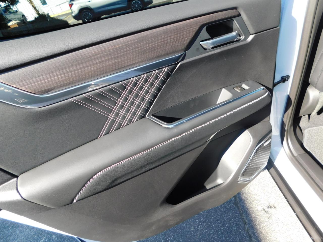 GMC Acadia FWD 4dr Denali 2026