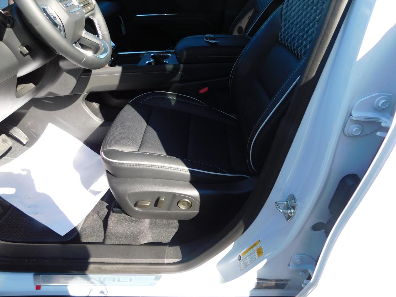 GMC Acadia FWD 4dr Denali 2026