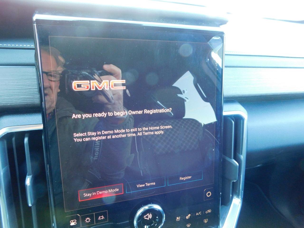 GMC Acadia FWD 4dr Denali 2026