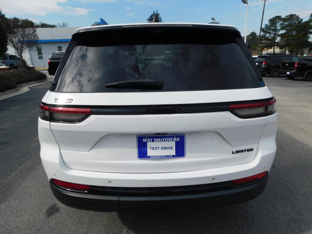 Jeep Grand Cherokee Limited 4x2 2023