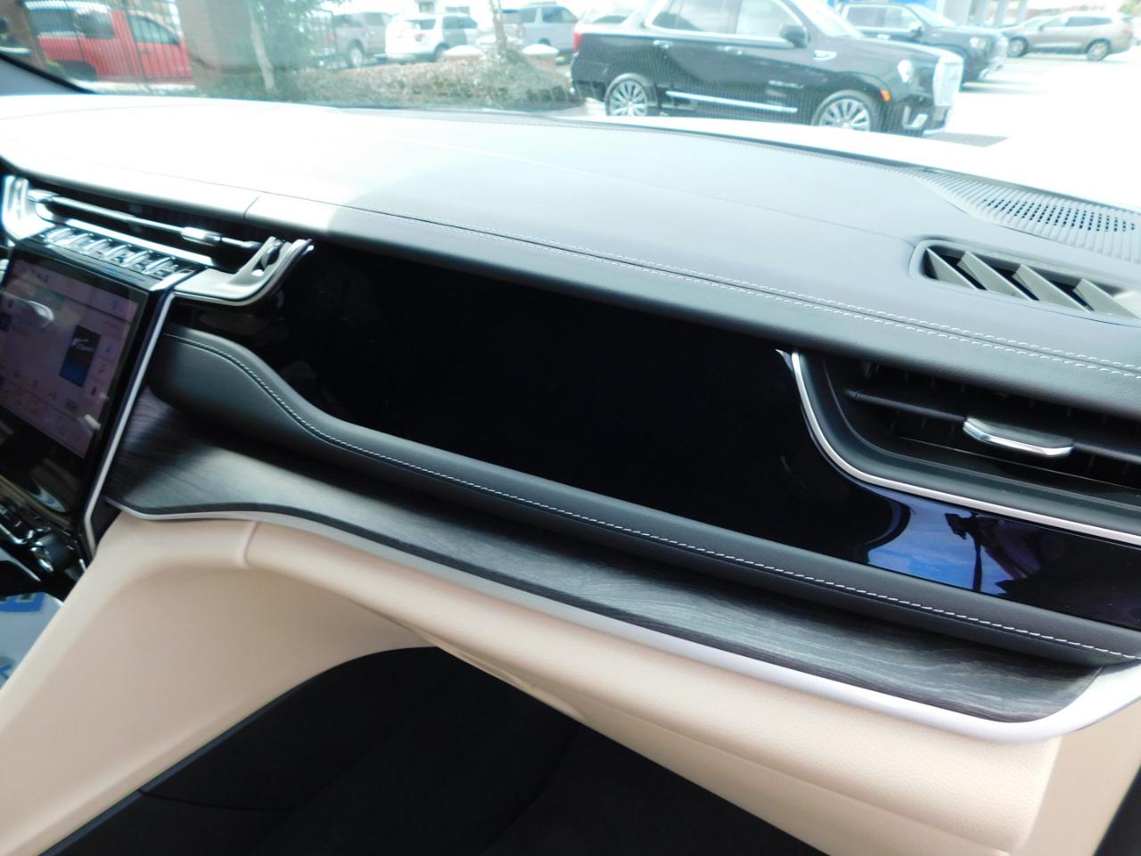 Jeep Grand Cherokee Limited 4x2 2023