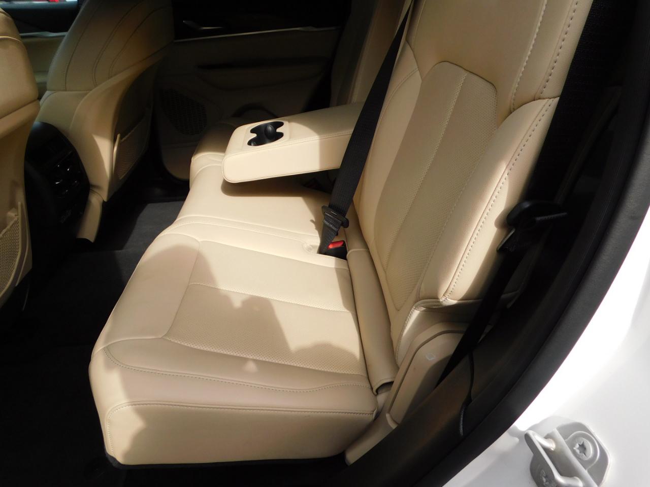 Jeep Grand Cherokee Limited 4x2 2023