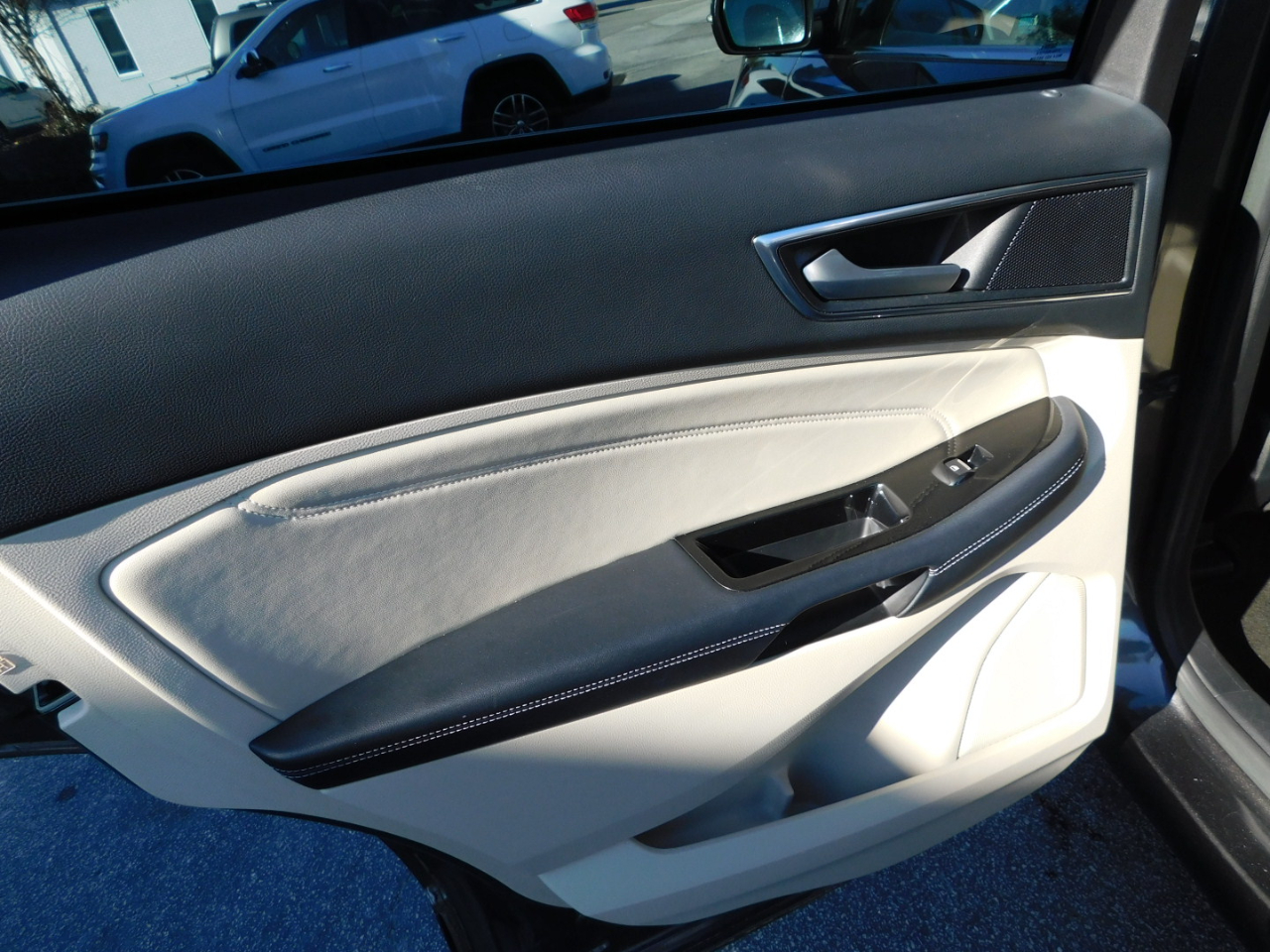 Ford Edge Titanium FWD 2017