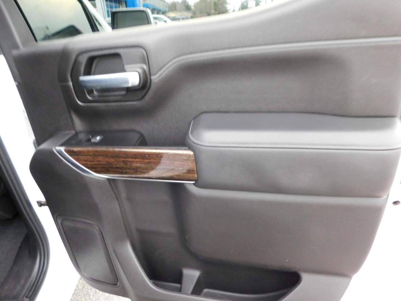 GMC Sierra 1500 2WD Crew Cab 147" SLE 2020