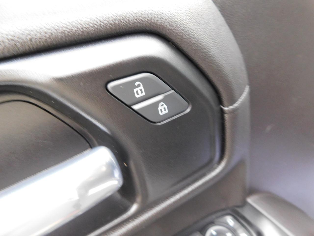 GMC Sierra 1500 2WD Crew Cab 147" SLE 2020