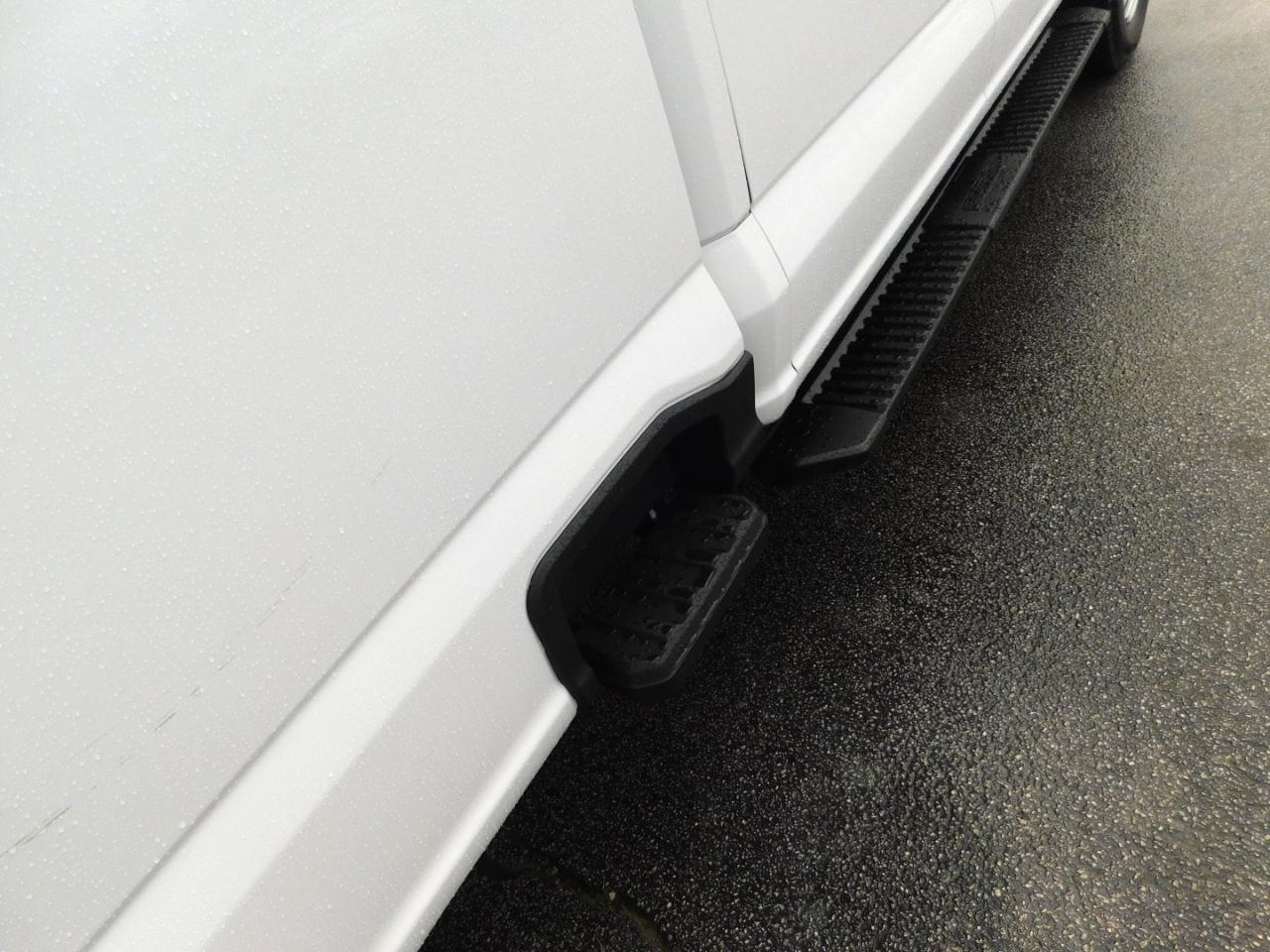 Ford Super Duty F-250 SRW XL 4WD Crew Cab 8' Box 2026