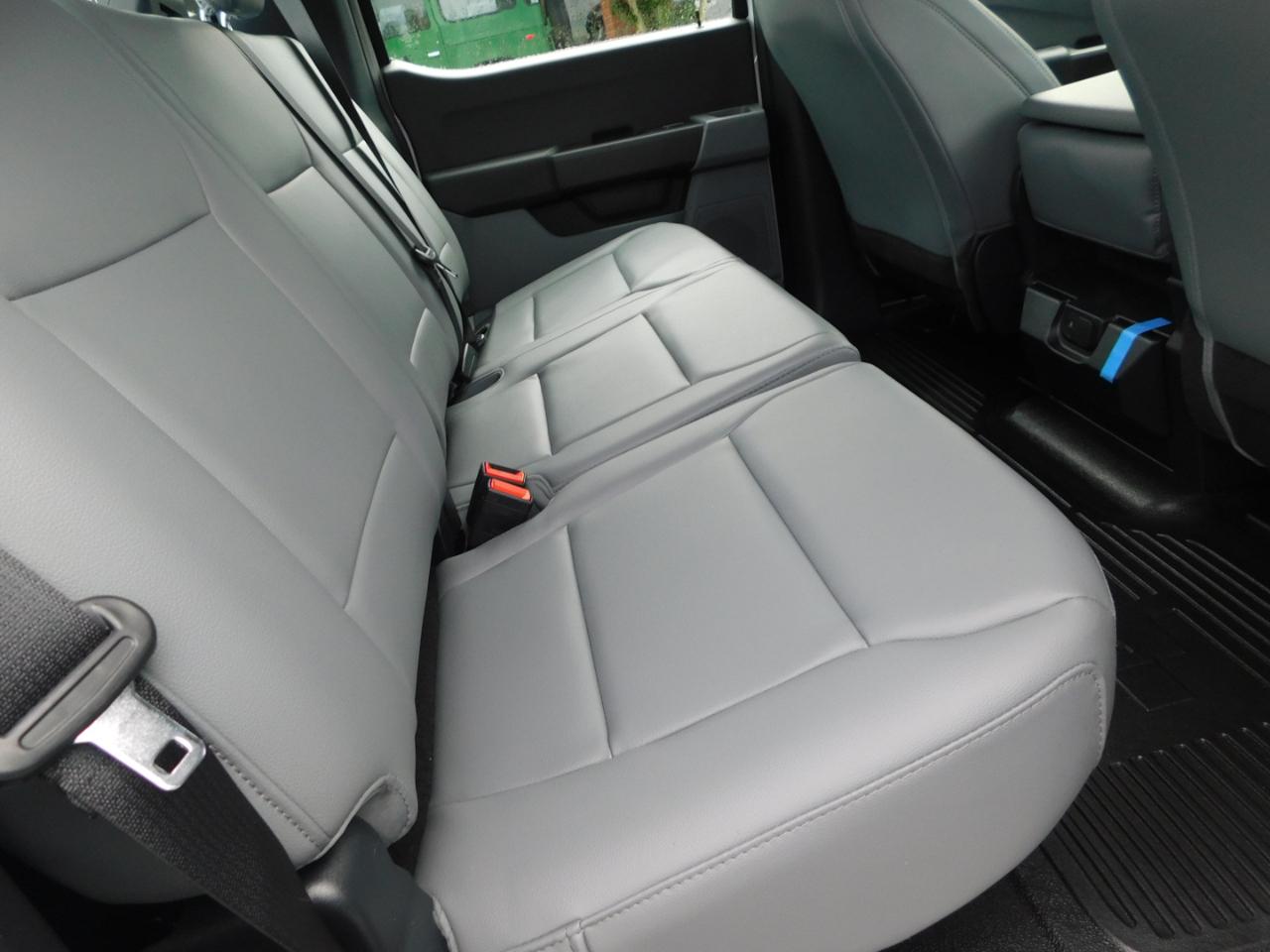 Ford Super Duty F-250 SRW XL 4WD Crew Cab 8' Box 2026