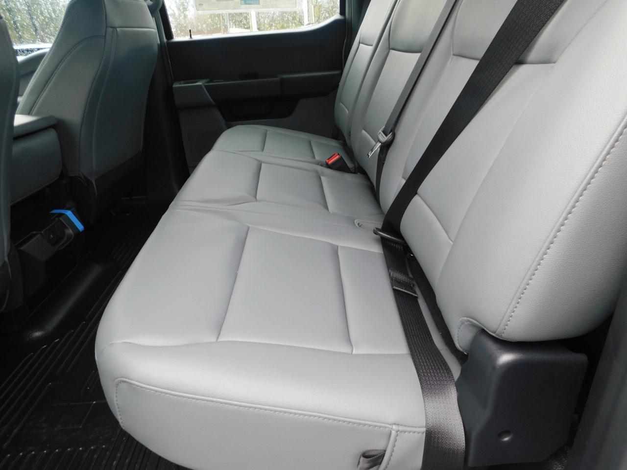 Ford Super Duty F-250 SRW XL 4WD Crew Cab 8' Box 2026