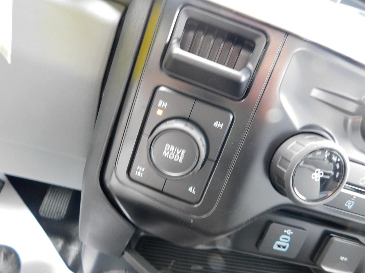 Ford Super Duty F-250 SRW XL 4WD Crew Cab 8' Box 2026