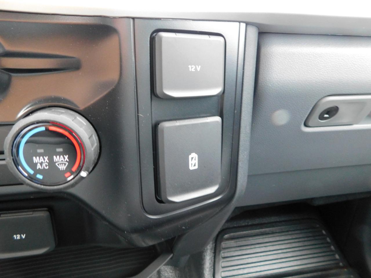 Ford Super Duty F-250 SRW XL 4WD Crew Cab 8' Box 2026