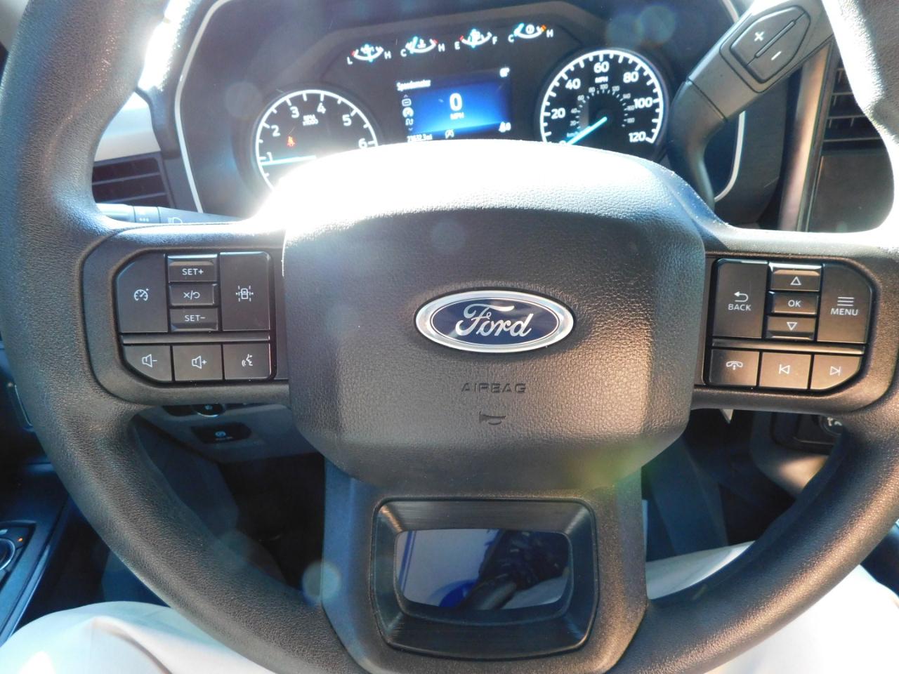 Ford F-150 XL 4WD SuperCrew 5.5' Box 2023