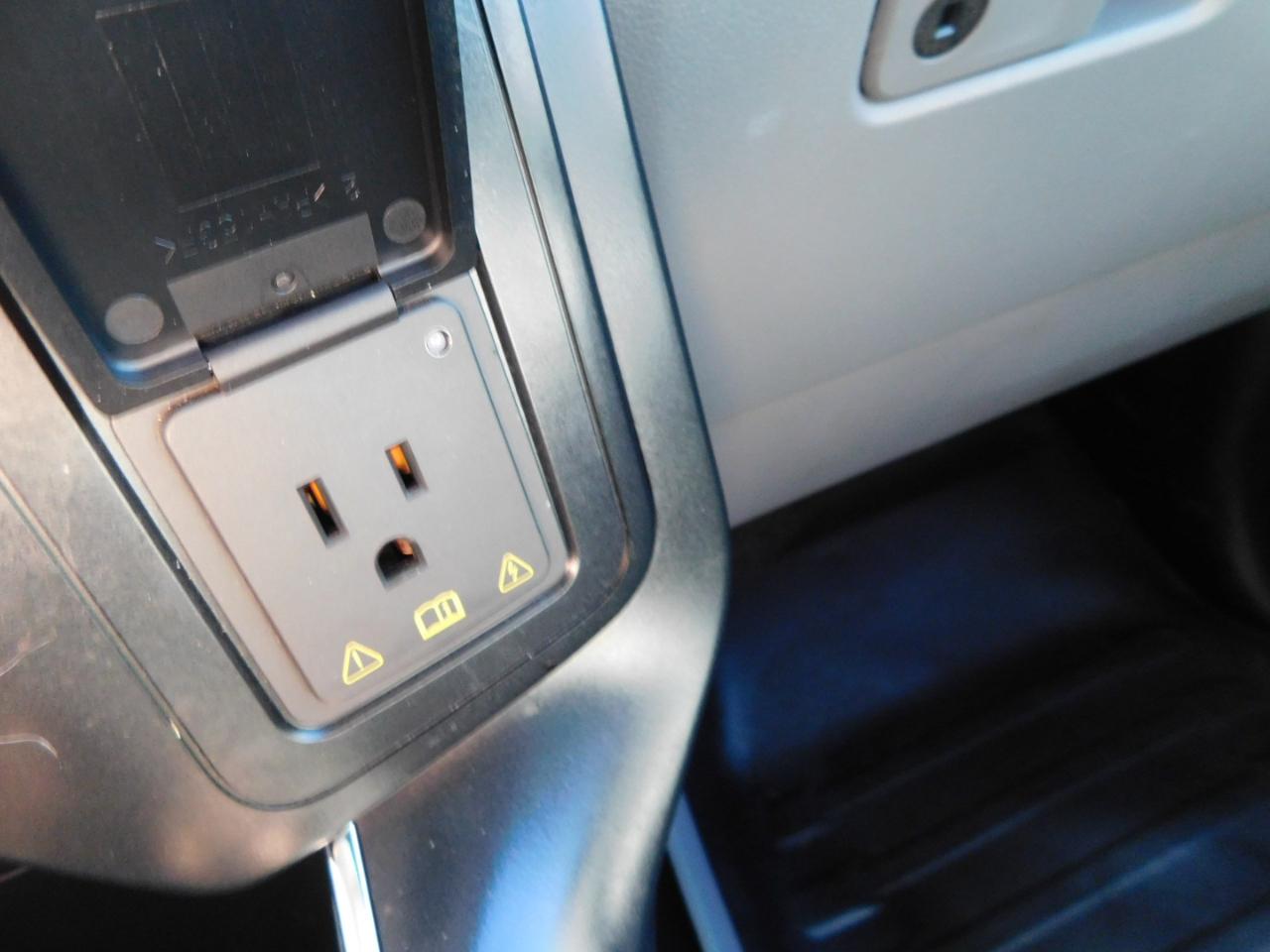 Ford F-150 XL 4WD SuperCrew 5.5' Box 2023