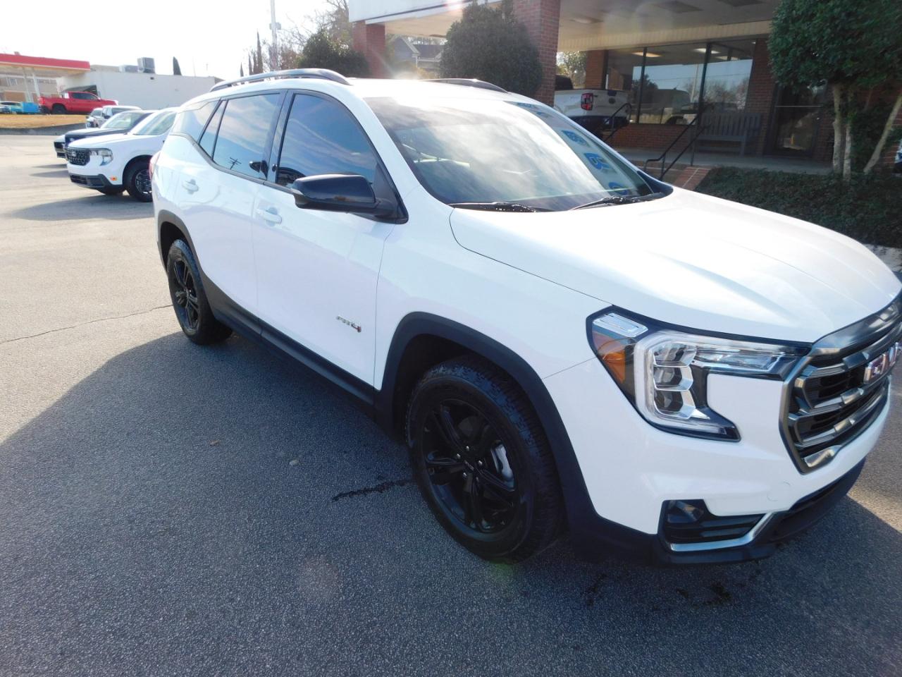 GMC Terrain AWD 4dr AT4 2024