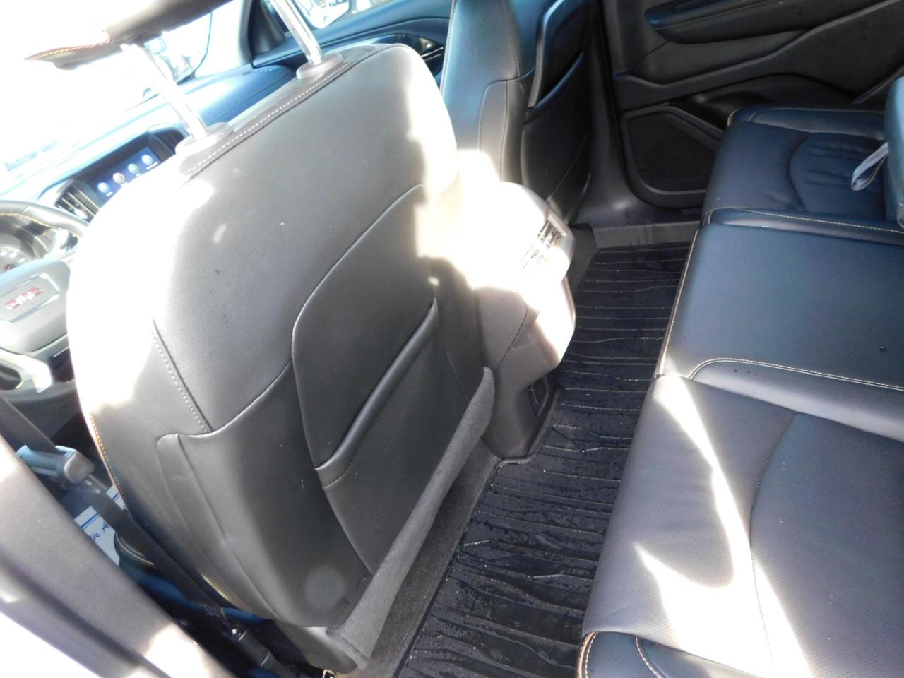 GMC Terrain AWD 4dr AT4 2024