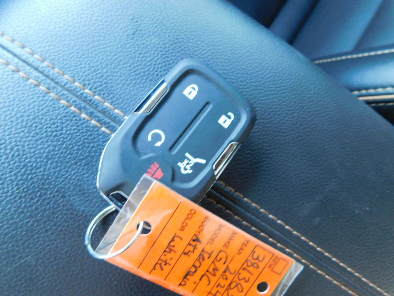 GMC Terrain AWD 4dr AT4 2024