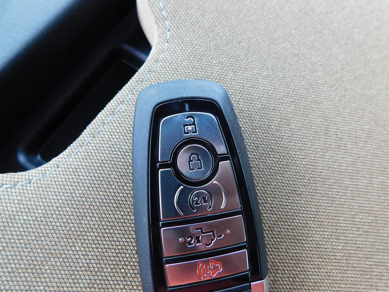 Ford Super Duty F-250 SRW  2026