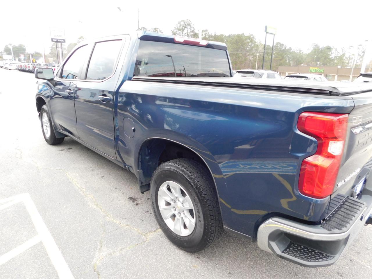 Chevrolet Silverado 1500 2WD Crew Cab 147" LT 2020