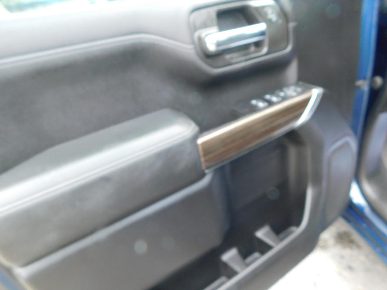 Chevrolet Silverado 1500 2WD Crew Cab 147" LT 2020