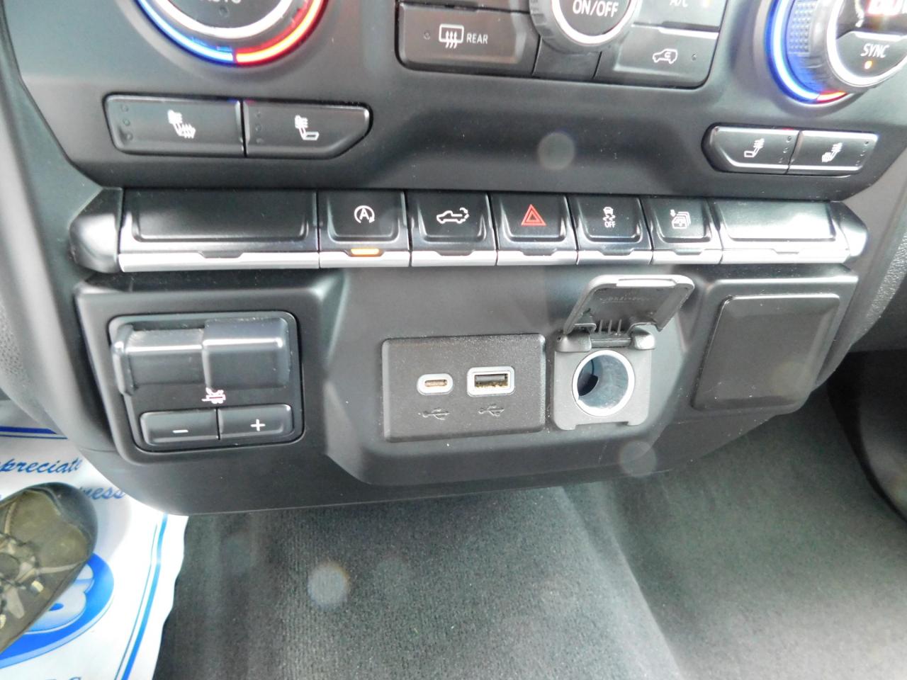 Chevrolet Silverado 1500 2WD Crew Cab 147" LT 2020