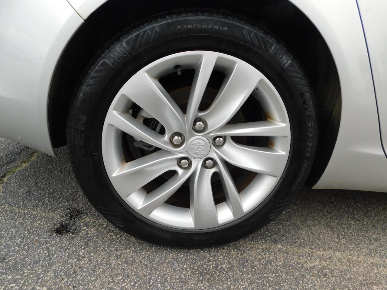 Buick Regal 4dr Sdn Premium I FWD 2015