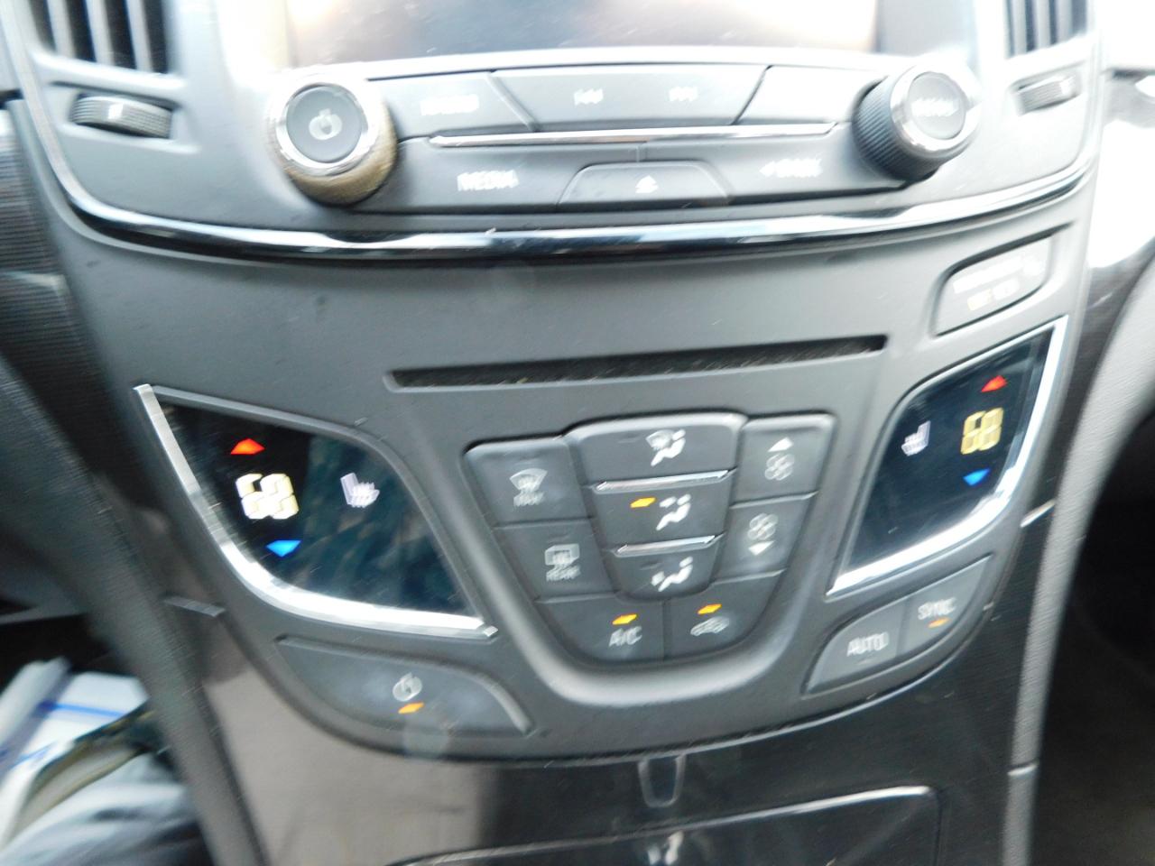 Buick Regal 4dr Sdn Premium I FWD 2015