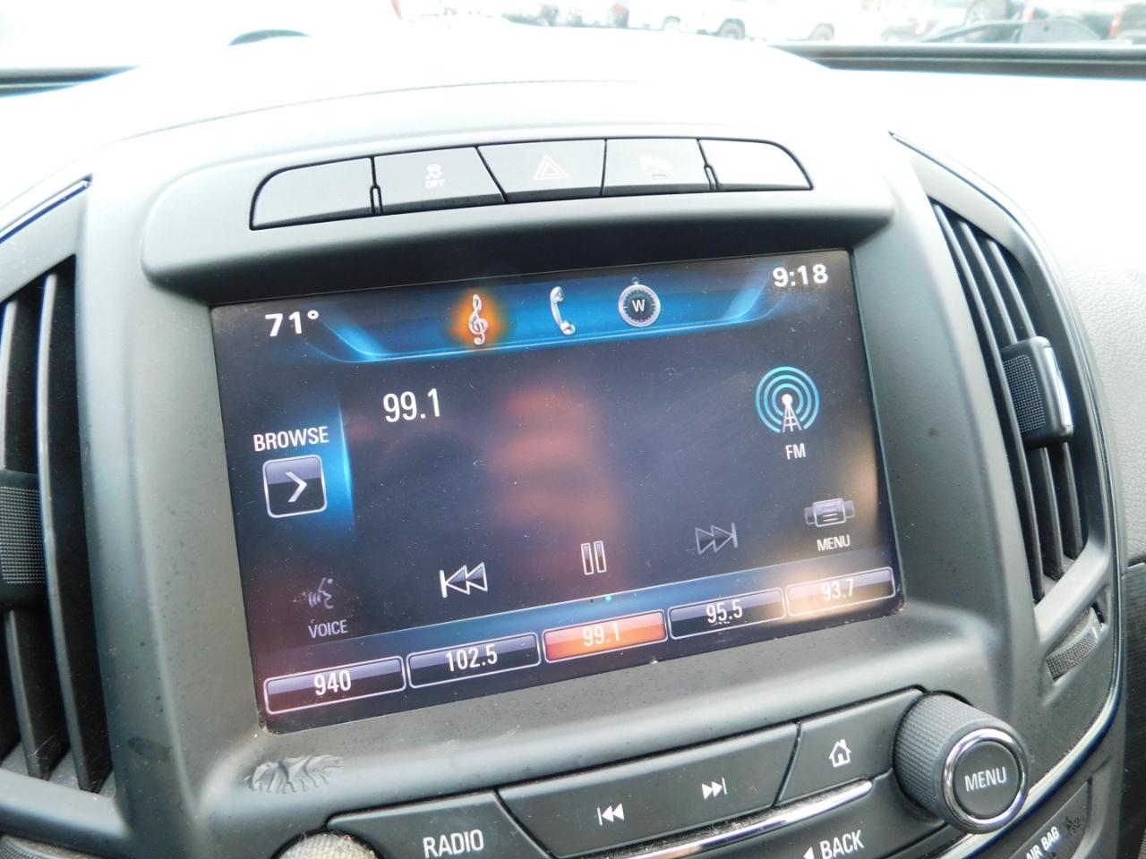 Buick Regal 4dr Sdn Premium I FWD 2015