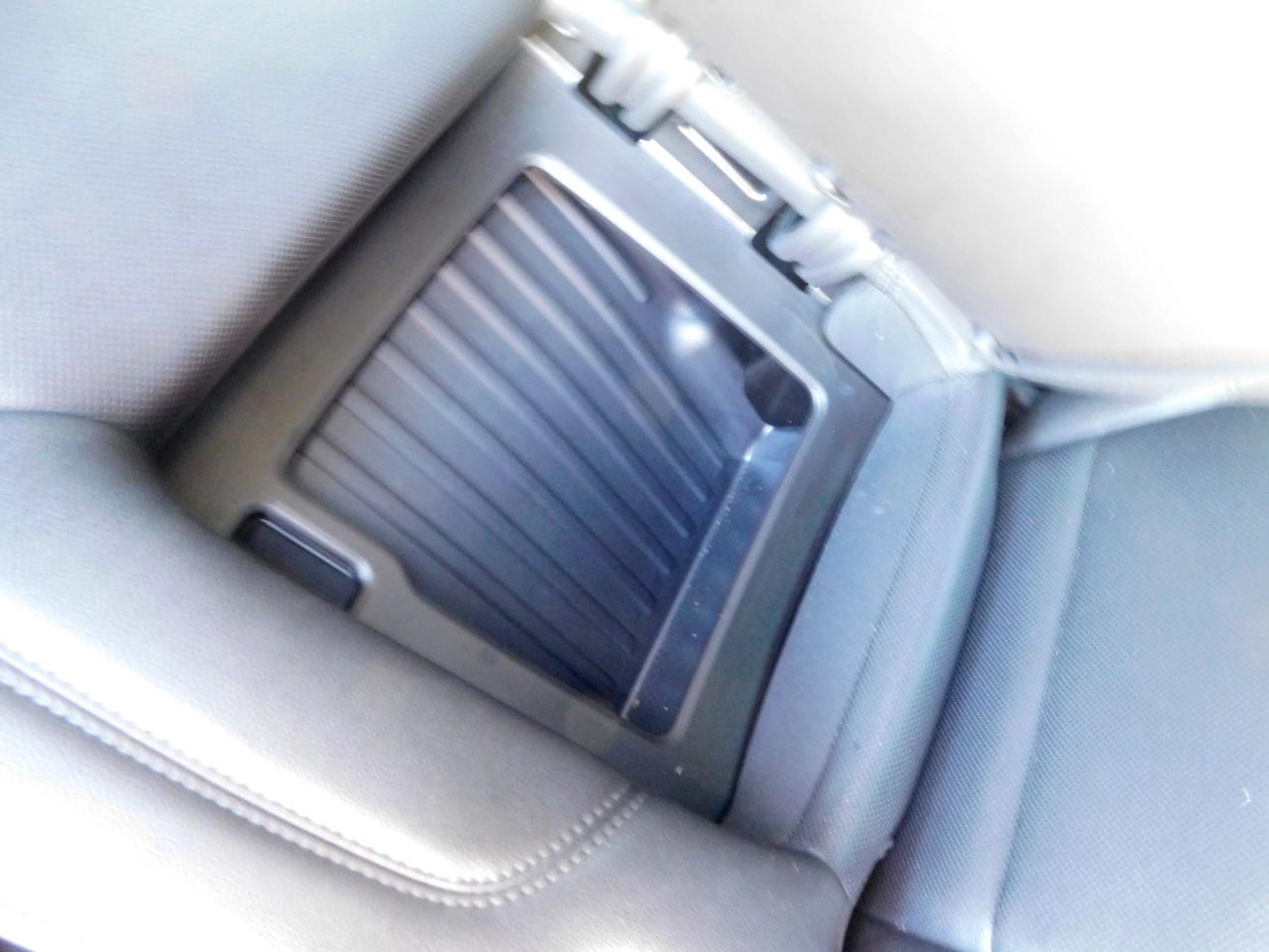 GMC Sierra 1500 4WD Crew Cab 147" SLT 2023