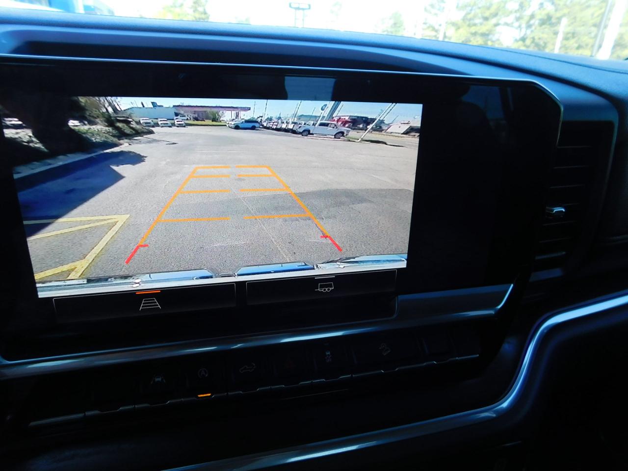 GMC Sierra 1500 4WD Crew Cab 147" SLT 2023