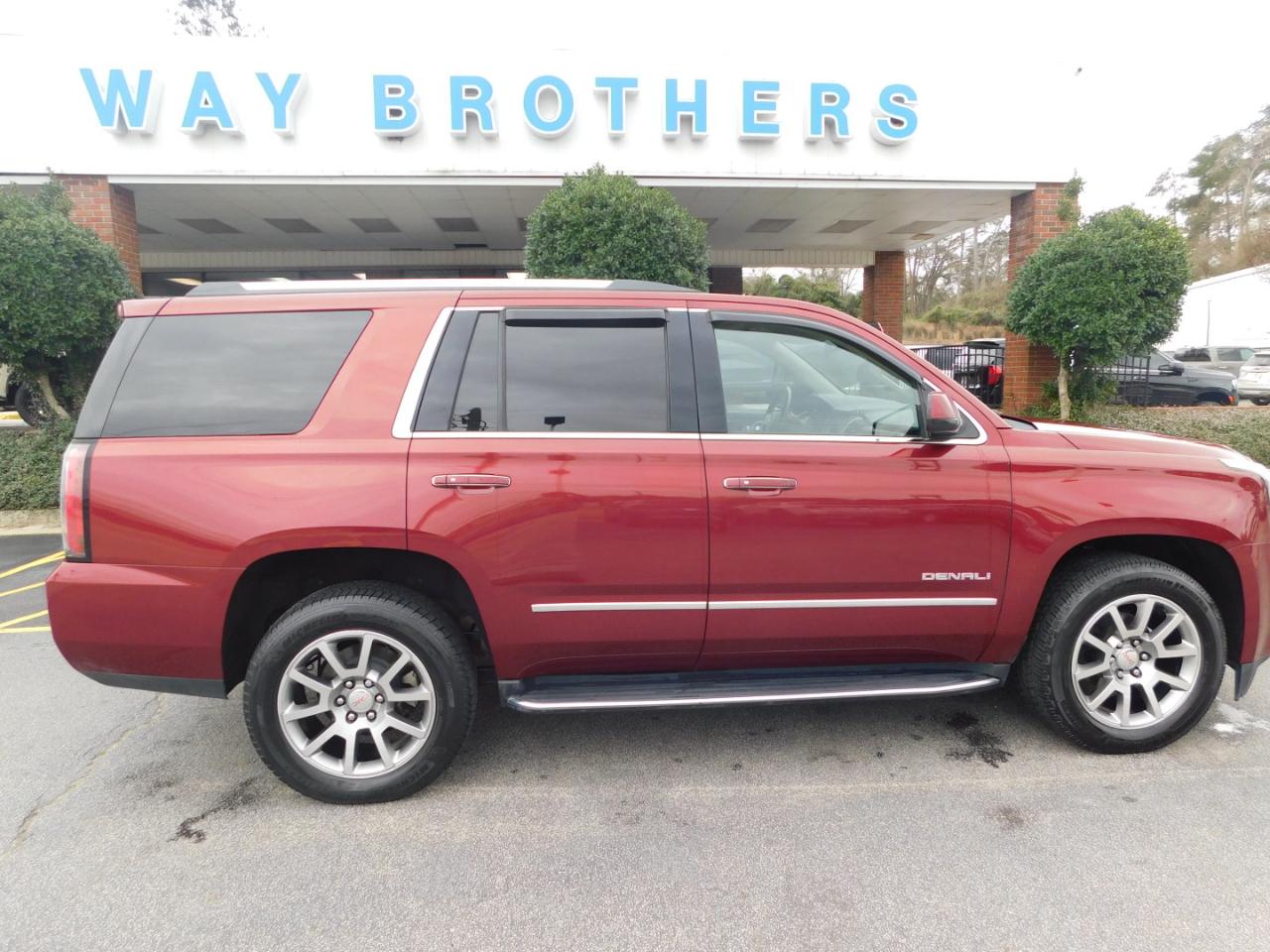 GMC Yukon 2WD 4dr Denali 2020