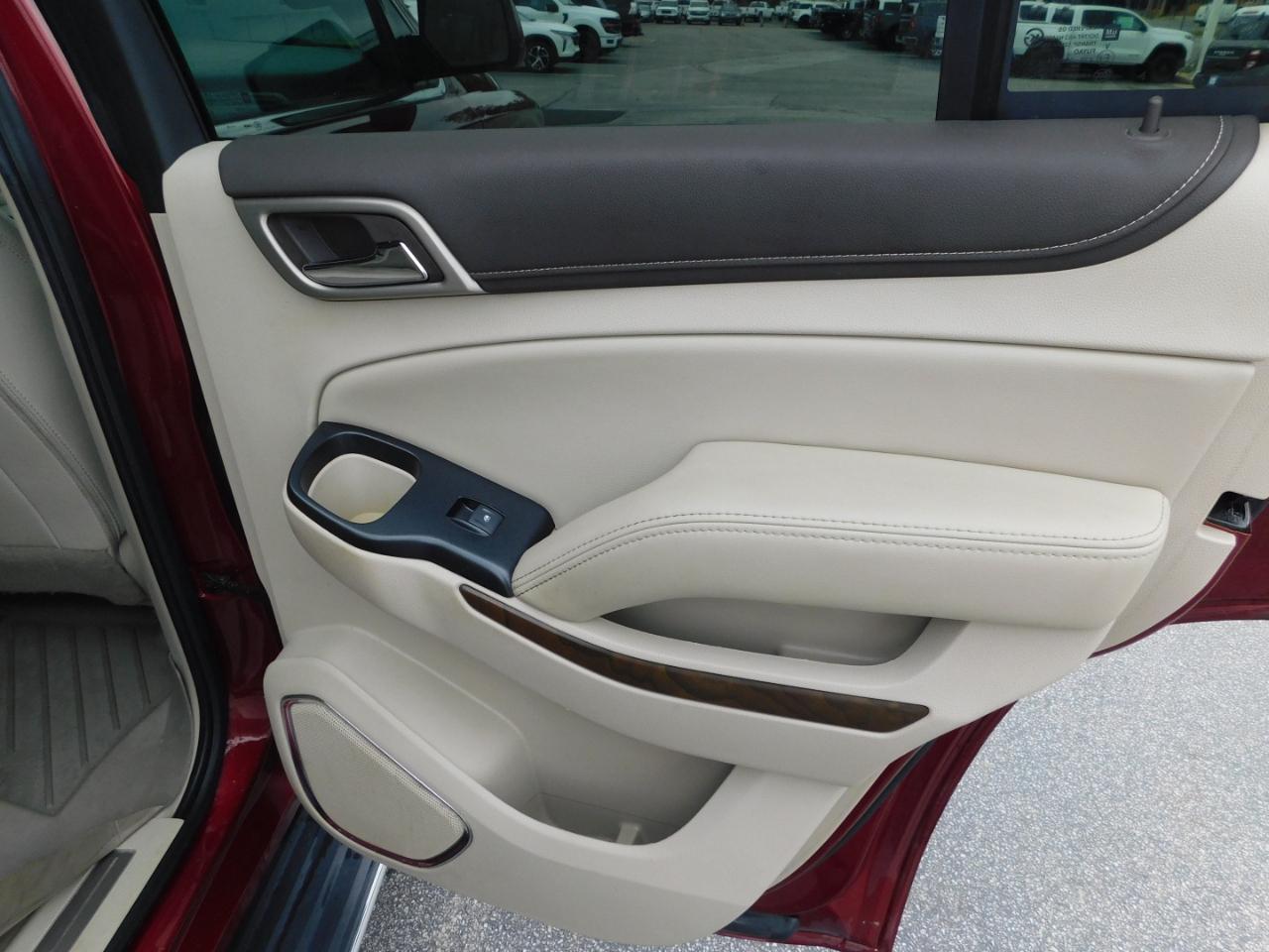 GMC Yukon 2WD 4dr Denali 2020