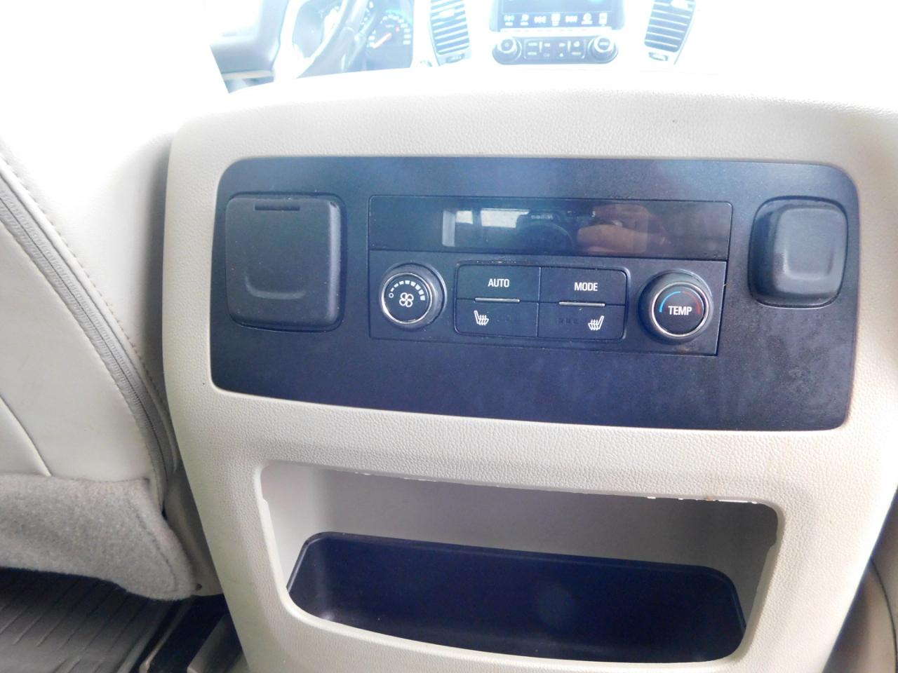 GMC Yukon 2WD 4dr Denali 2020