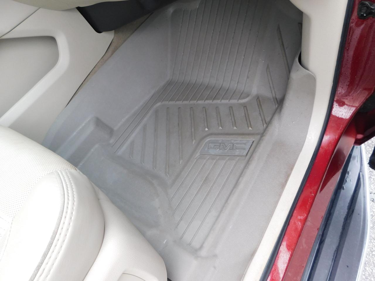 GMC Yukon 2WD 4dr Denali 2020