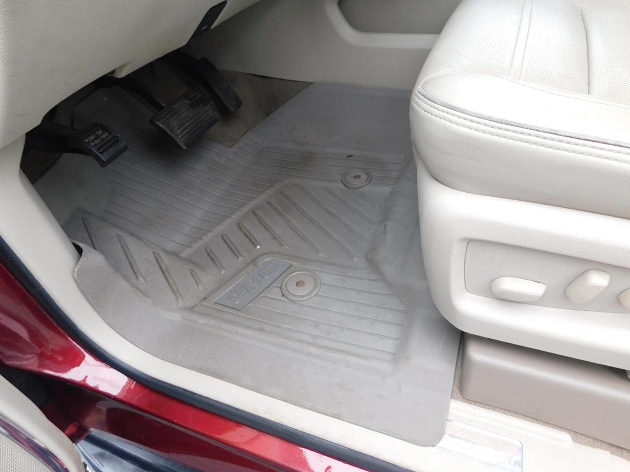 GMC Yukon 2WD 4dr Denali 2020