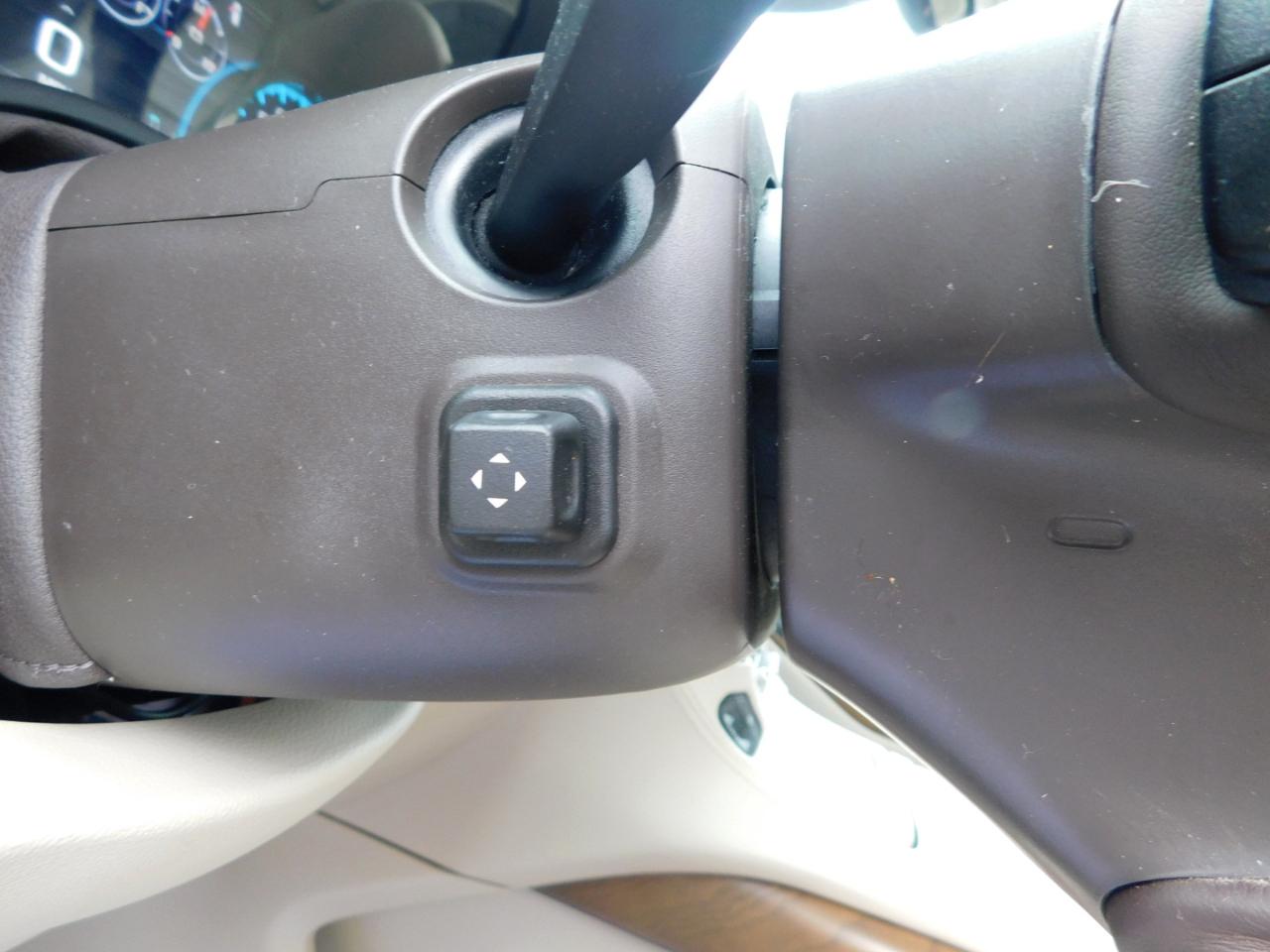 GMC Yukon 2WD 4dr Denali 2020