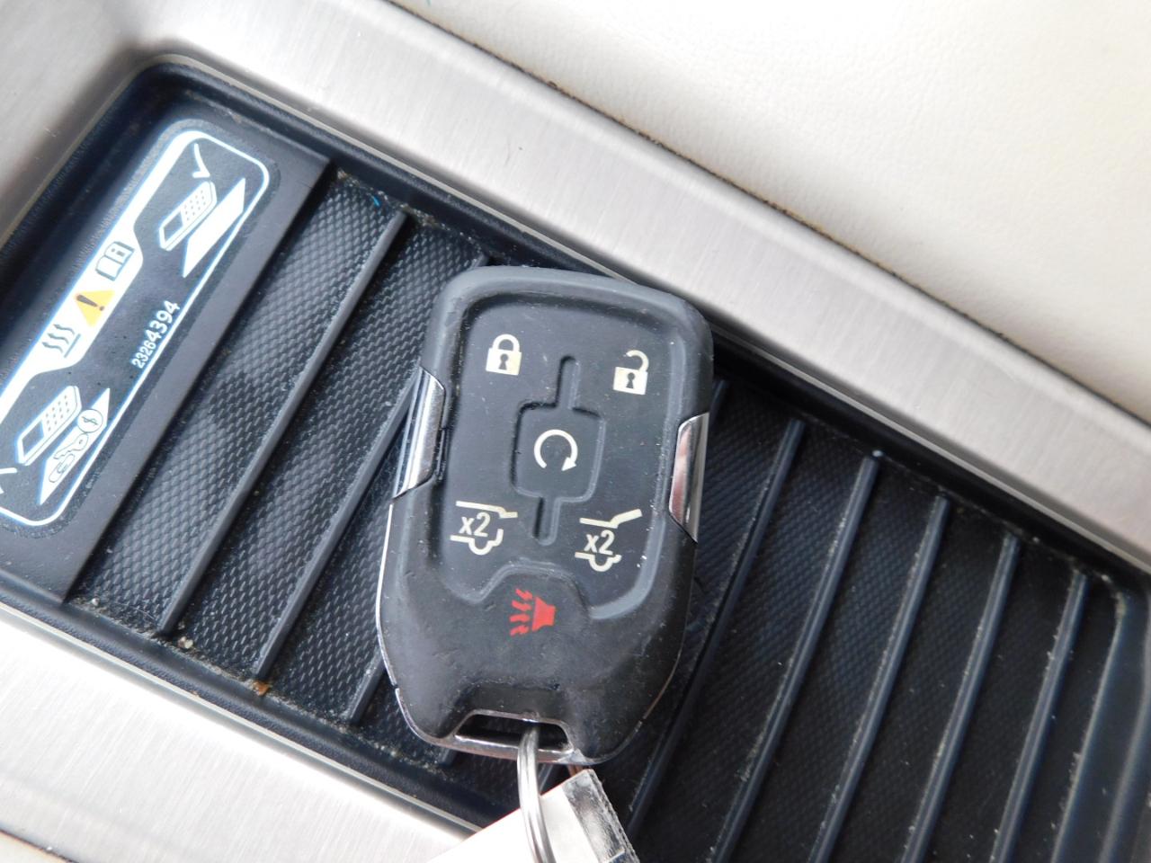 GMC Yukon 2WD 4dr Denali 2020