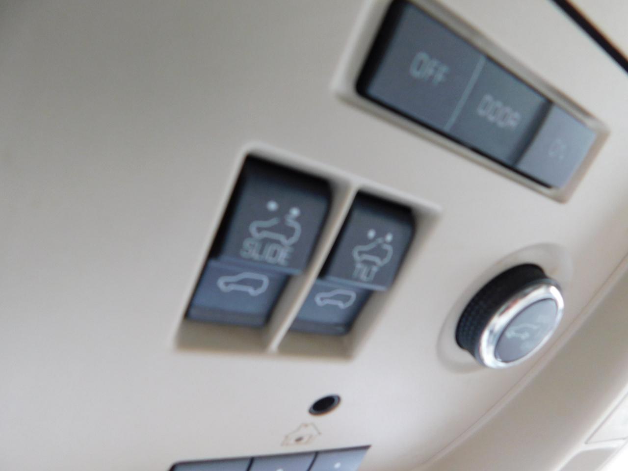 GMC Yukon 2WD 4dr Denali 2020