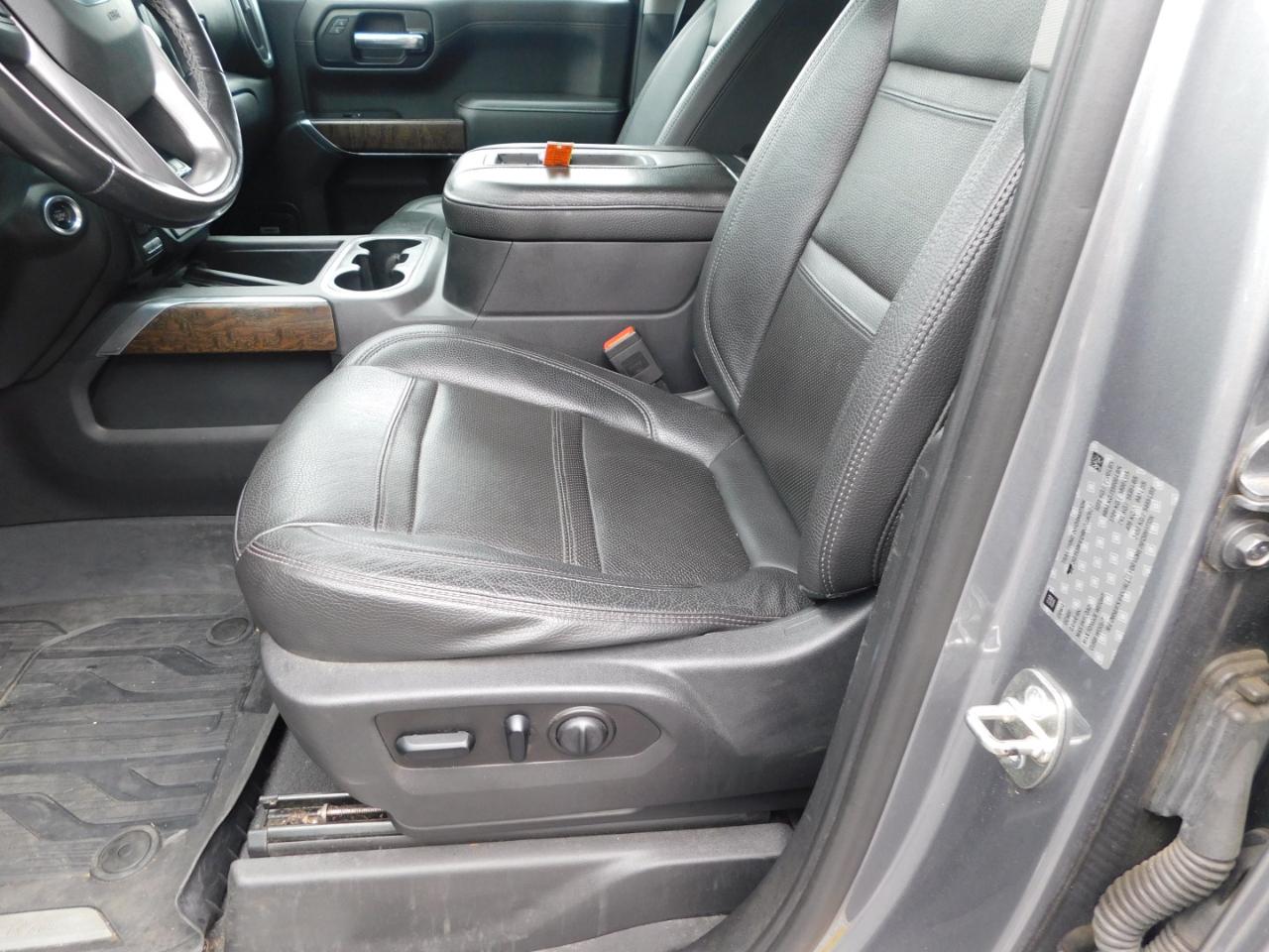 GMC Sierra 1500 4WD Crew Cab 147" Denali 2019