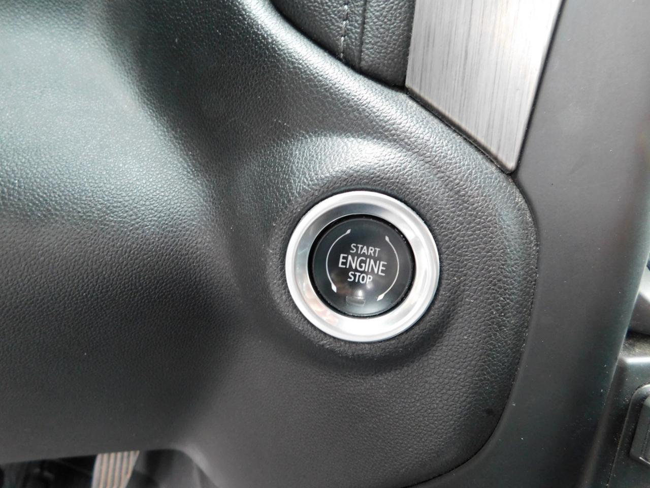 GMC Sierra 1500 4WD Crew Cab 147" Denali 2019