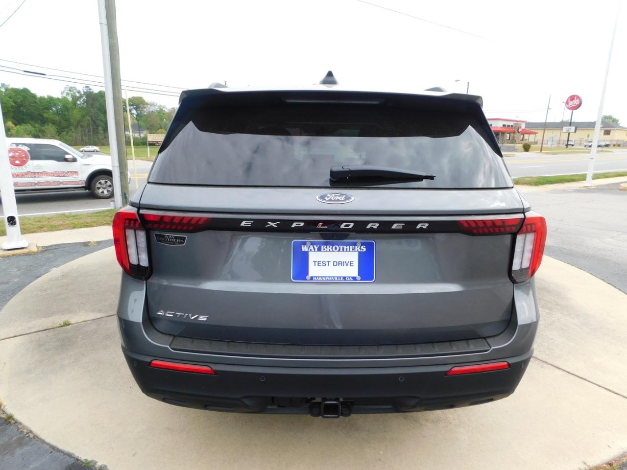Ford Explorer Active RWD 2026