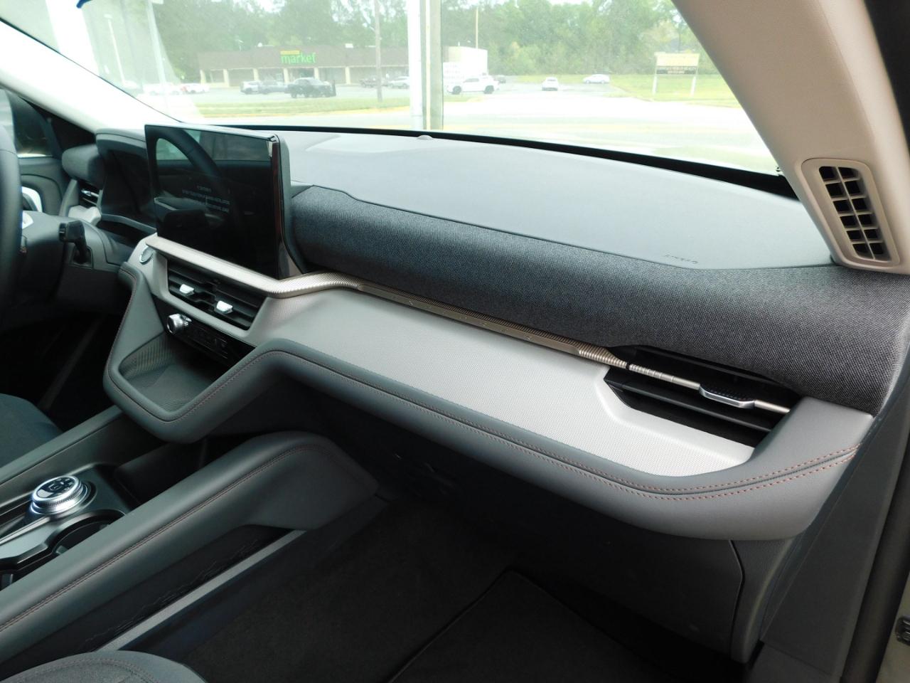 Ford Explorer Active RWD 2026