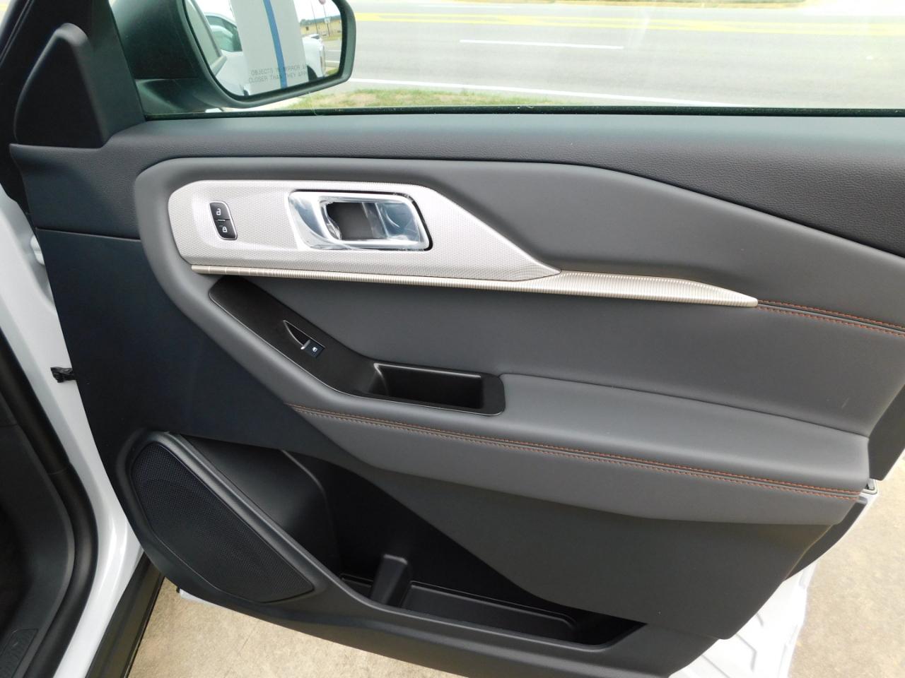 Ford Explorer Active RWD 2026