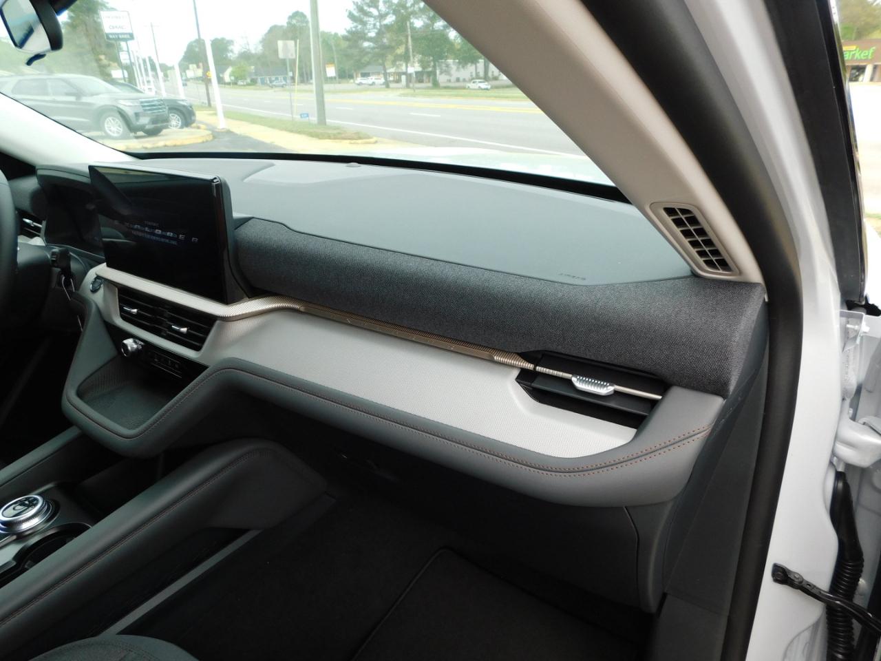 Ford Explorer Active RWD 2026