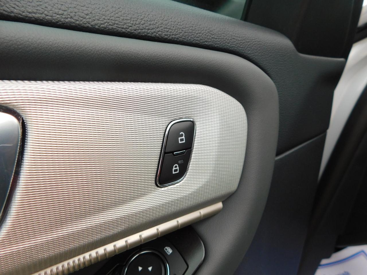 Ford Explorer Active RWD 2026