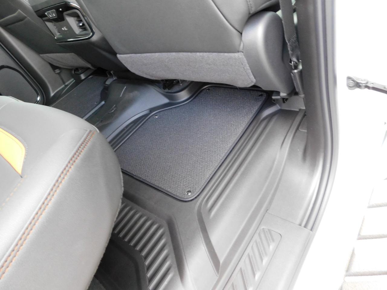 GMC Sierra 2500HD 4WD Crew Cab 159" AT4 2026